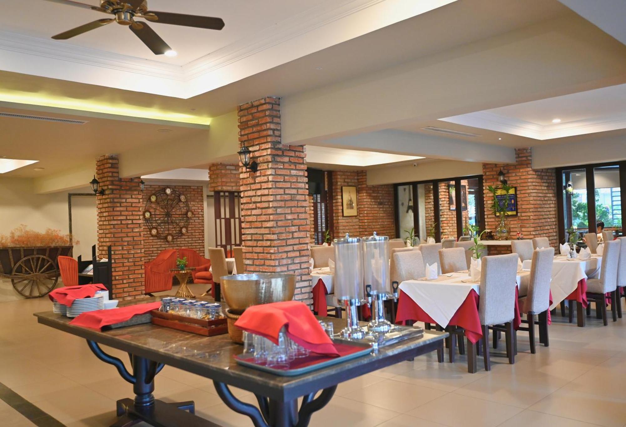 Anik Boutique Hotel & Spa On Norodom Blvd Phnom Pen Exterior foto